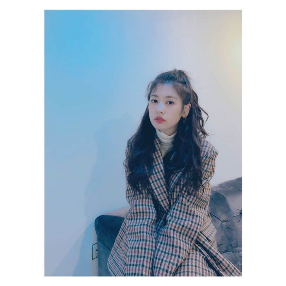 チョン・ソミンのインスタグラム：「모두, 모두 새해 복 많이 받아요🙇🏼‍♀️ Happy New Year🌷」