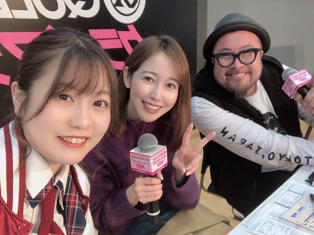 弘松菜摘のインスタグラム：「#ボートレース徳山 にて﻿ #クイーンズクライマックス﻿ ﻿ クライマックス予想会最終日！🥳﻿ ﻿ ご来場いただいた皆様﻿ YouTub LIVEにて配信みてくださった皆様﻿ ありがとうございました！！！﻿ ﻿ ﻿ ゲストは　#篠田ゆう さん ﻿ 喫煙所の妖精　ちゅうさん﻿ ﻿ にお越し頂きました🥺✨﻿ ﻿ ゆうさんは一年半前に﻿ ボートレース徳山にて﻿ SGグランドチャンピオンでご一緒して以来！﻿ ﻿ ゆうさんはめちゃくちゃボレジョで﻿ またお会いできるの楽しみにしてました🥰﻿ ﻿ ﻿ ﻿ 昨日の段階で私の残金は６２０円！﻿ ﻿ 今日はレースは１２レースある！！﻿ どーなる弘松？！！！！！！﻿ ﻿ ﻿ 勝負に出た弘松は１Rに﻿ 全額投入！！！！！！！！！﻿ ﻿ ﻿ そしてそして﻿ 初の万舟当たりましたー！！！！！﻿ ﻿ 620円から21500円まで当てて、﻿ 12Rまで無事できました！﻿ ﻿ よかったよーー😭﻿ ゆうさんとちゅうさんのおかげです！﻿ ﻿ お二人と予想会できて﻿ 本当に楽しかった！﻿ ありがとうございました！﻿ ﻿ ﻿ ﻿ #ボートレース #ボレジョ﻿ #クイーンズクライマックス」