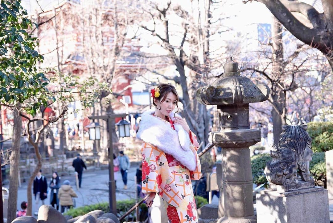のインスタグラム：「明けましておめでとうございます🎍 今年もよろしくお願いします♡ . . . . . #model #撮影会 #写真 #RQ #lacequeen #被写体 #ファインダー越しの私の世界 #写真好きな人と繋がりたい #ポートレート #japan #china #followme」
