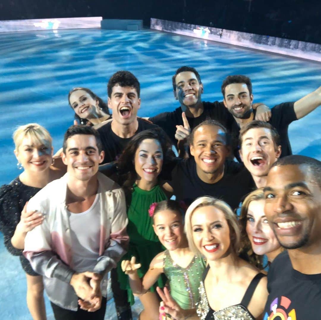 ジェフリー・バトルのインスタグラム：「Such an unforgettable tour with an amazing group of skaters/friends.  I will never forget the incredible times both on and off of the ice.  Thank you Spain!」