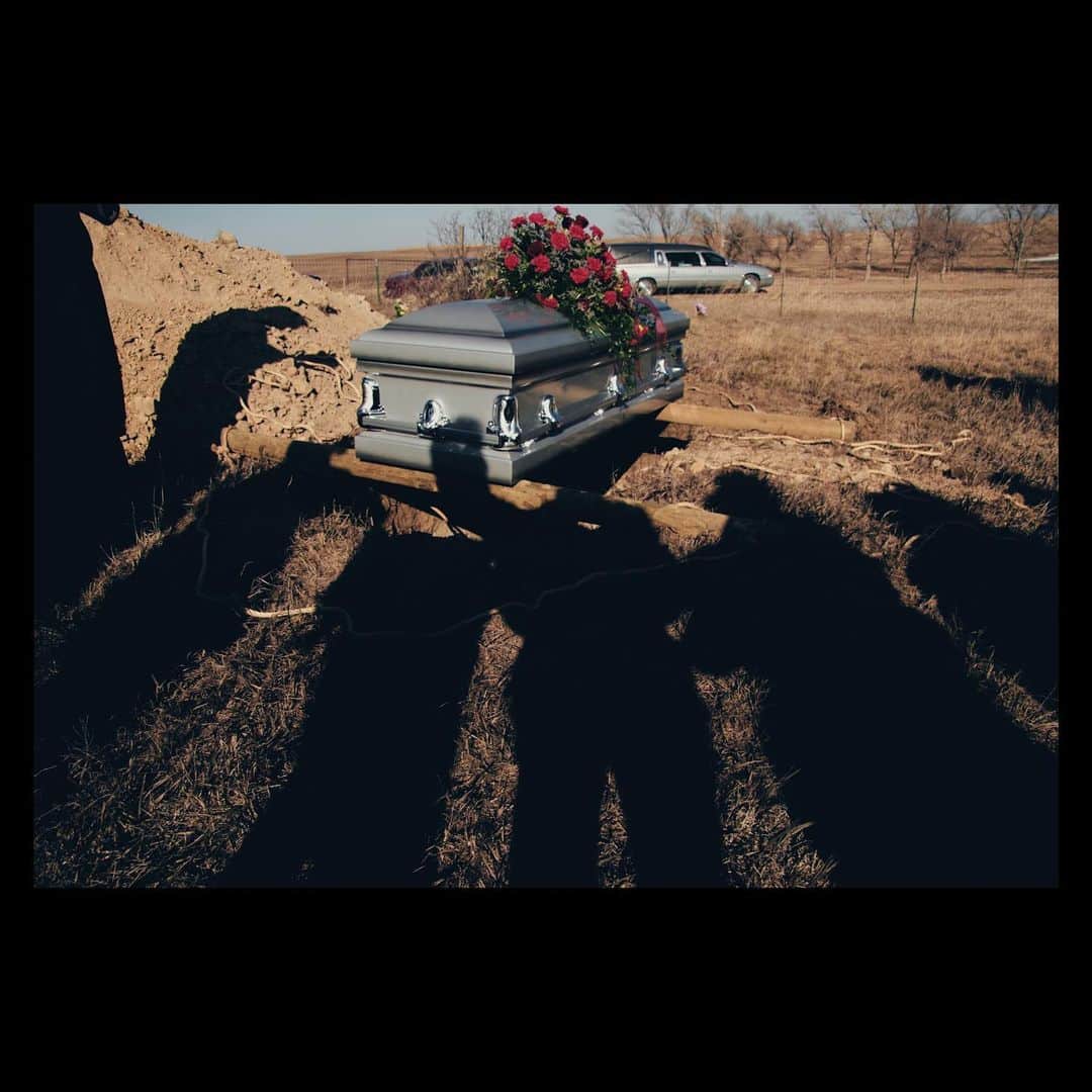 Robert Bingamanのインスタグラム：「I tried to pick one photo that reminded me of that year’s inner life and lessons. If these 10 years were my “prime years”, I suppose that’s good—as I certainly spent most of my time learning.  2010: Prairie City, South Dakota 2011: Nagoya, Japan 2012: Lake Erie, Pennsylvania 2013: Granby, Colorado 2014: New York, New York 2015: Kyoto, Japan 2016: Austin, Texas 2017: Tulsa, Oklahoma 2018: Flagstaff, Arizona 2019: Lanai, Hawaii」