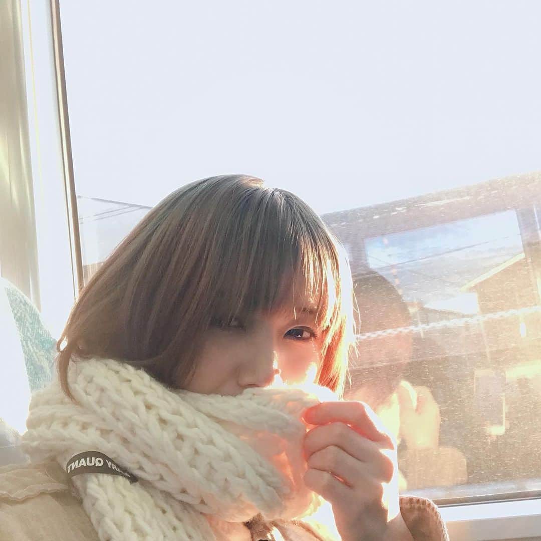 二階堂瑠美のインスタグラム：「2020年初自撮り。 本年も宜しくお願い申し上げます♡」