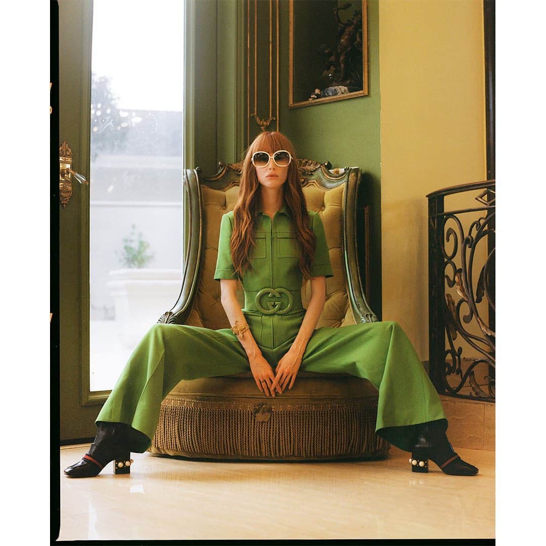 Faith Picozziのインスタグラム：「Gucci Mansion 2️⃣4️⃣ 📸 @burrent 🕺📷@garrettremy 👗 @faithpicozzicreative @gucci @alessandro_michele 💥 #fashion #style #gucci #redhead #model #film #120film #mediumformat」