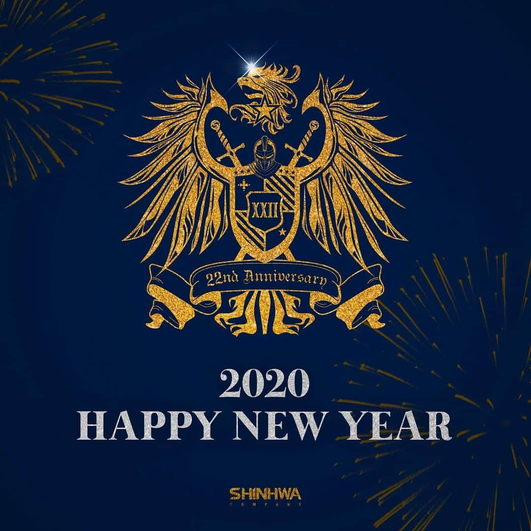 【公式】神話（SHINHWA）のインスタグラム：「. 2020 HAPPY NEW YEAR -SHINHWA COMPANY- . #SHINHWA #신화 #신화창조」