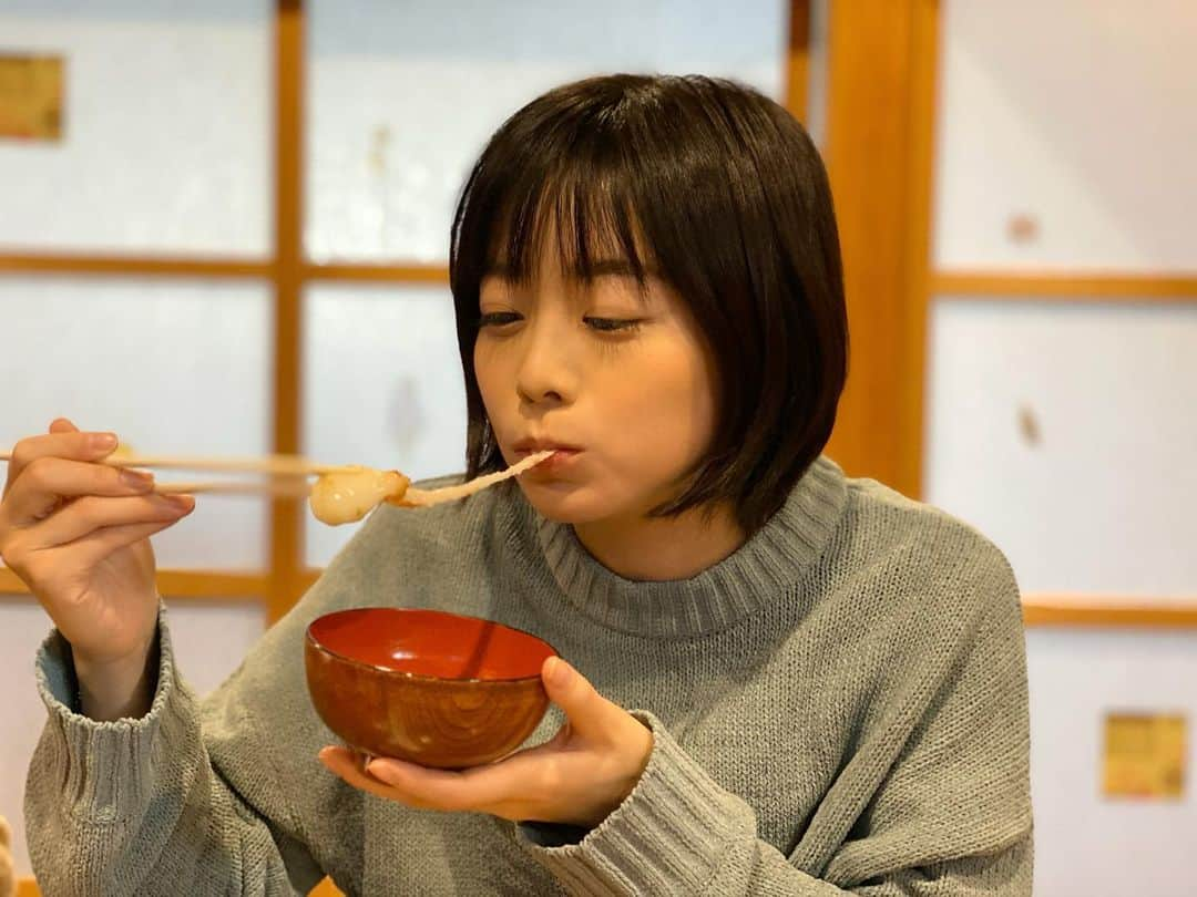 藤岡みなみさんのインスタグラム写真 - (藤岡みなみInstagram)「あけましておめでとうございます。スペシャルな年にするぞ〜！ #おぞうに」1月1日 9時17分 - fujiokaminami