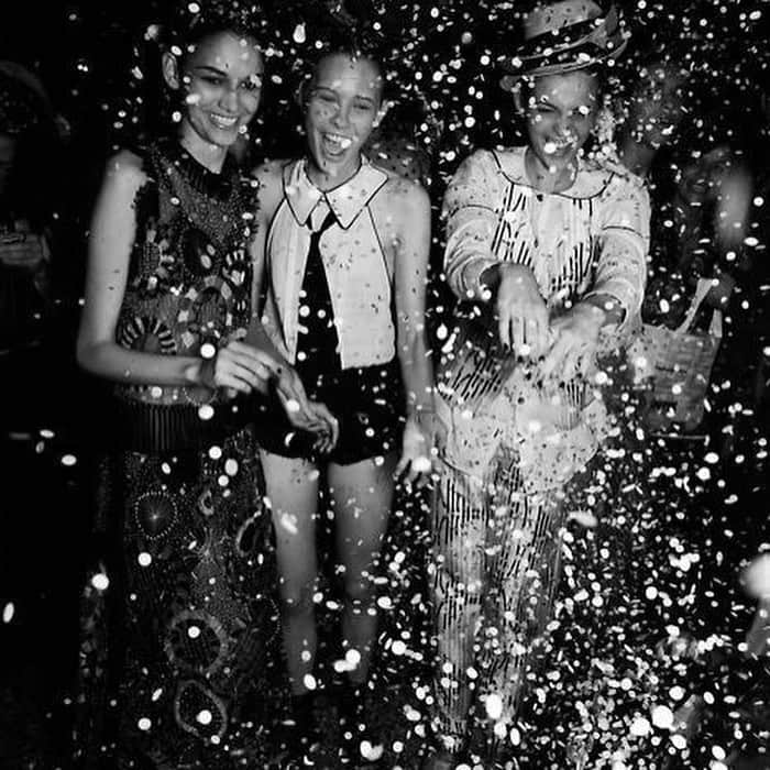 ワイルドフォックスクチュールさんのインスタグラム写真 - (ワイルドフォックスクチュールInstagram)「Getting ready, going out & living it up! We wish you the happiest New Year's Eve EVER! #newyearseve #happynewyear #party #celebration #squad #fun #champagne #bff #bffl」1月1日 9時31分 - wildfoxcouture