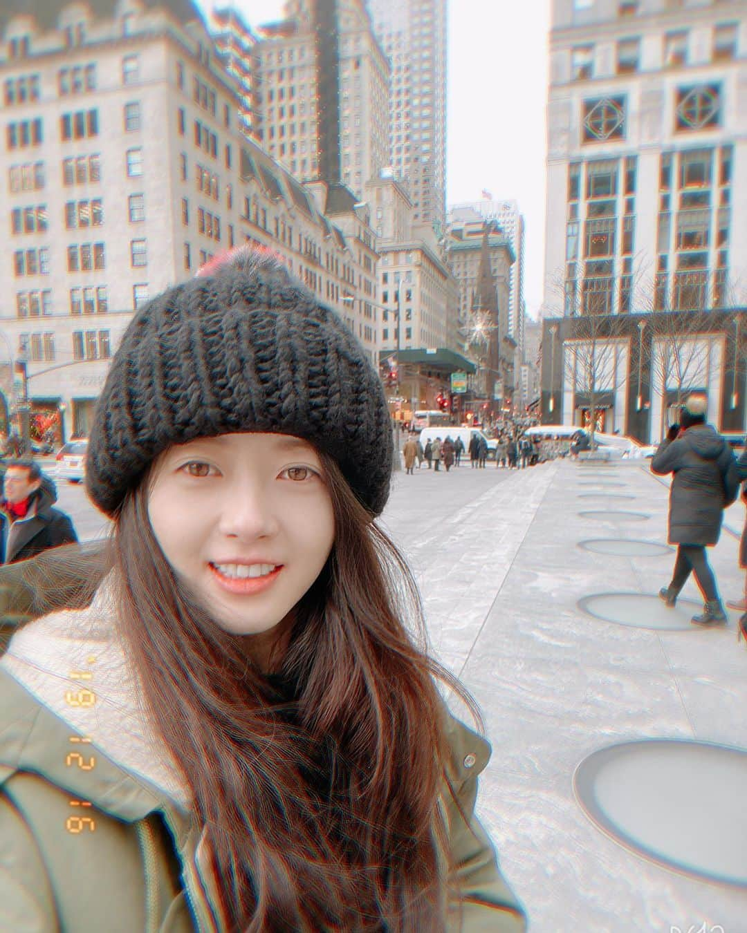 コ・アラさんのインスタグラム写真 - (コ・アラInstagram)「#happynewyear#2020#1월1일#새해복많이받으세요#newyork#2019년#안녕 ~❤️💕👍💕❤️😘#ArtistCompany#아티스트컴퍼니#고아라#GoARa ~❤️💕😌👍💕😘」1月1日 10時25分 - ara_go_0211