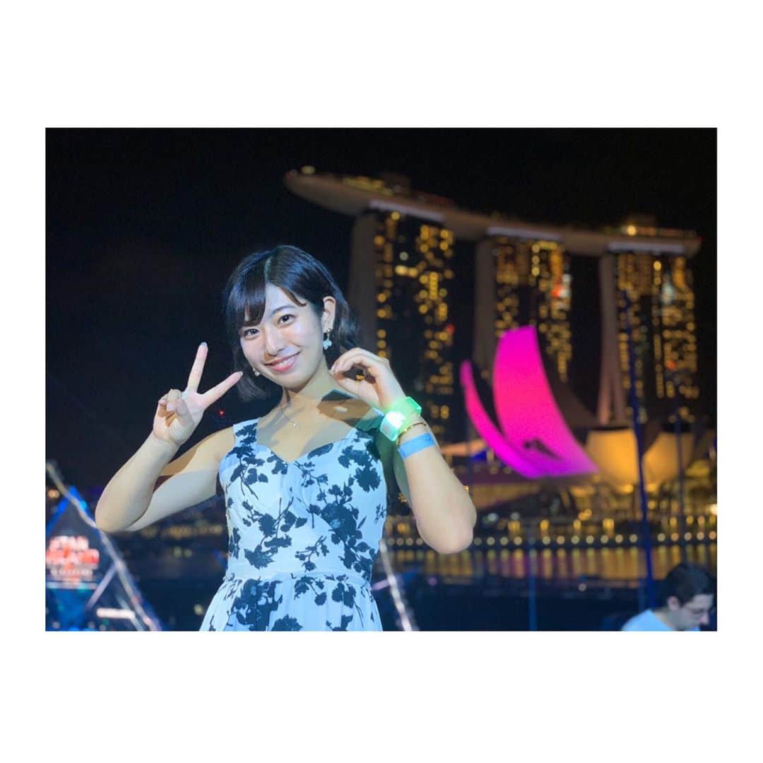 白戸ゆめのさんのインスタグラム写真 - (白戸ゆめのInstagram)「🌅 . あけましておめでとうございます🎉 いよいよ2020年ですね🥰 今年も宜しくお願いします💕 . 時間がなく前回の投稿のコメントに お返事ができずすみません😿 . #newyear #2020 #shingapore #starisland #新年 #1時間前からもはやフィナーレ並みの #花火 . special thanks to Sachiko&Erika👸⭐️🇸🇬」1月1日 10時54分 - yumeno.s_