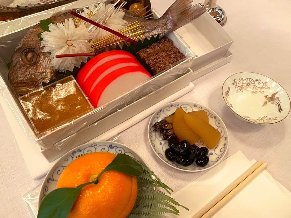須藤元気さんのインスタグラム写真 - (須藤元気Instagram)「おせち料理も頂きました。」1月1日 11時55分 - sudogenki
