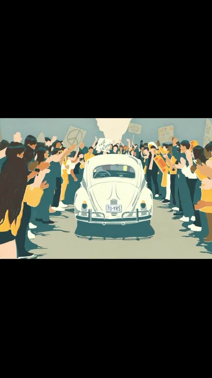 アメリカン・ブロードキャスティング・カンパニーのインスタグラム：「The @vw Beetle is driving its last mile! Watch as we say farewell to the Beetle!」