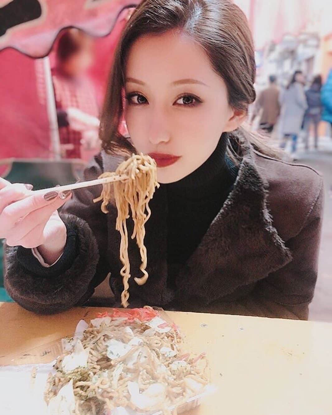 神出鬼没の【キャバ図鑑】のインスタグラム