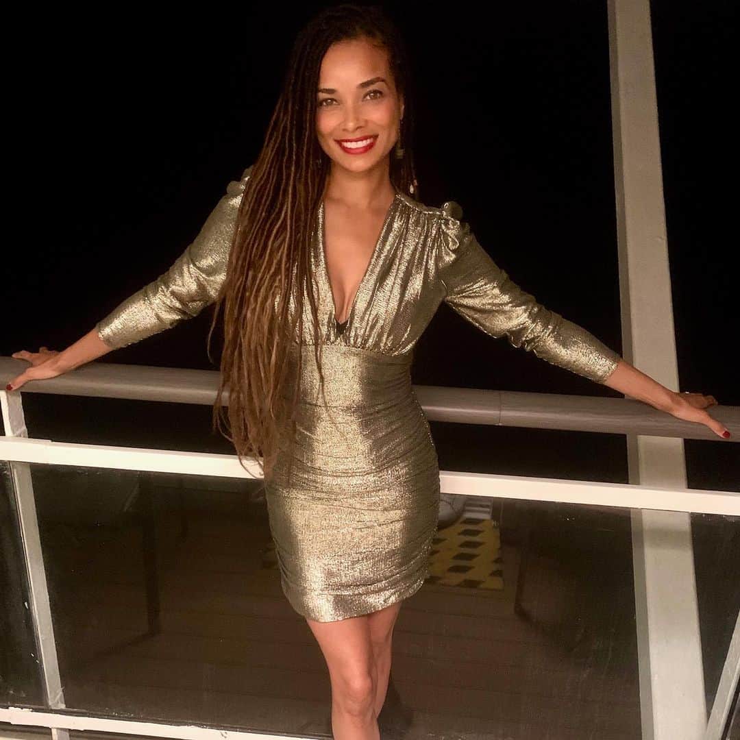 ロッチェル・エイツのインスタグラム：「🌴New Years Eve On The Caribbean Seas🌴🌼🙏🏽. Feeling grateful as 2019 comes to an end. #2020」