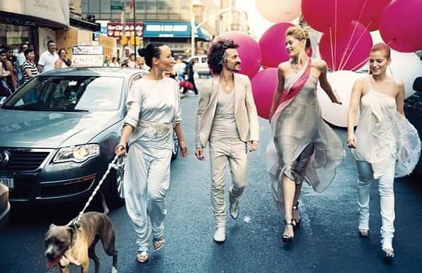 スリーアズフォーのインスタグラム：「Happy New Year to you all! #2020 Coming full circle Remembering the past Decade with Excitement for the Future! #happynewyear picture by @normanjeanroy」