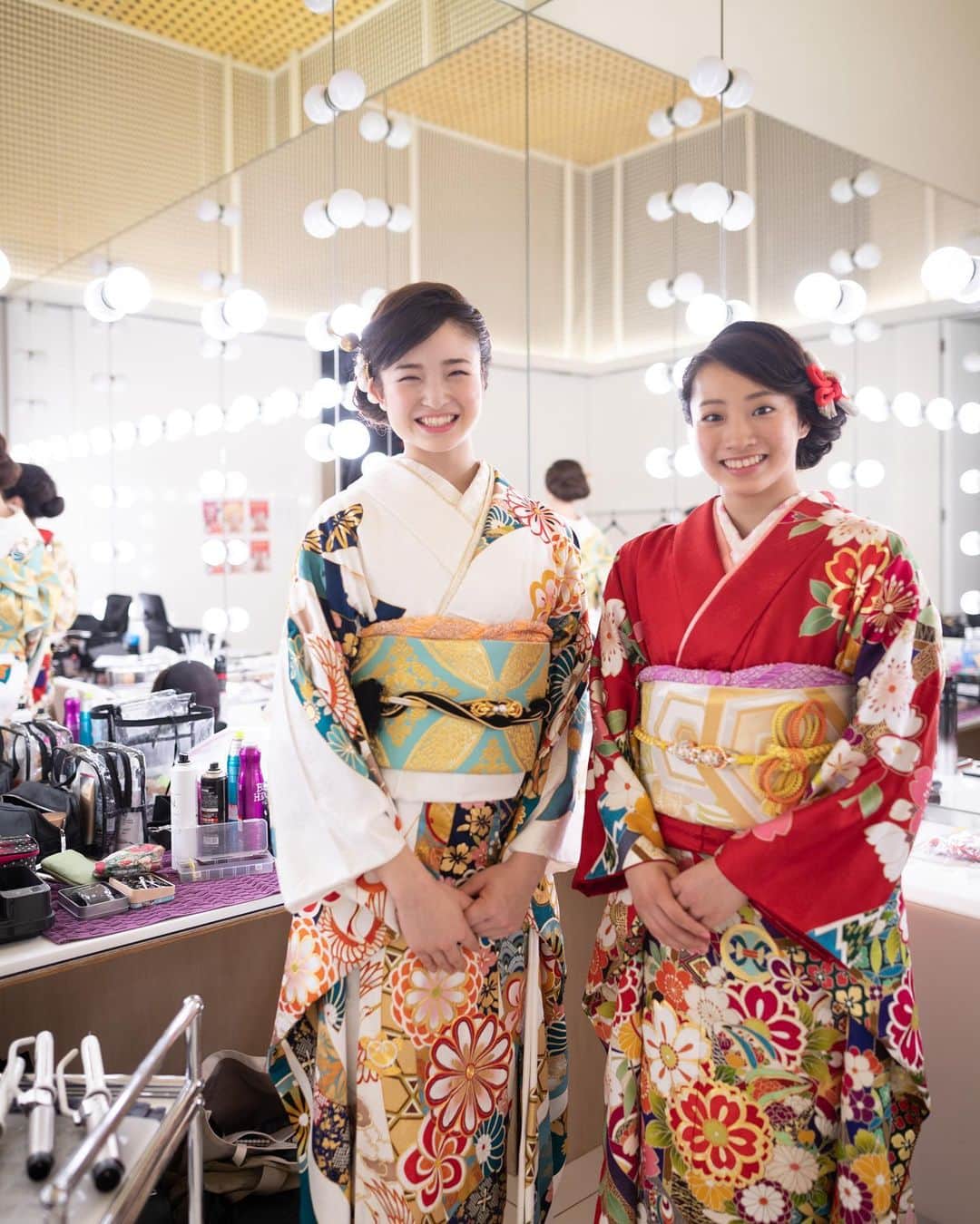 皆川夏穂のインスタグラム：「明けましておめでとうございます🌅🎍 ﻿ ﻿ 2020年もどうぞ宜しくお願い致します☺️ ﻿ ﻿ ﻿ #イオン﻿ #イオン新体操クラブ ﻿ #rhythmicgymnastics ﻿ #新体操」