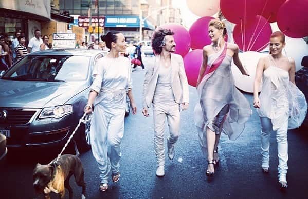 スリーアズフォーのインスタグラム：「Happy New Year to you all! #2020 Coming full circle Remembering the past Decade with Excitement for the Future! #happynewyear picture by @normanjeanroy」