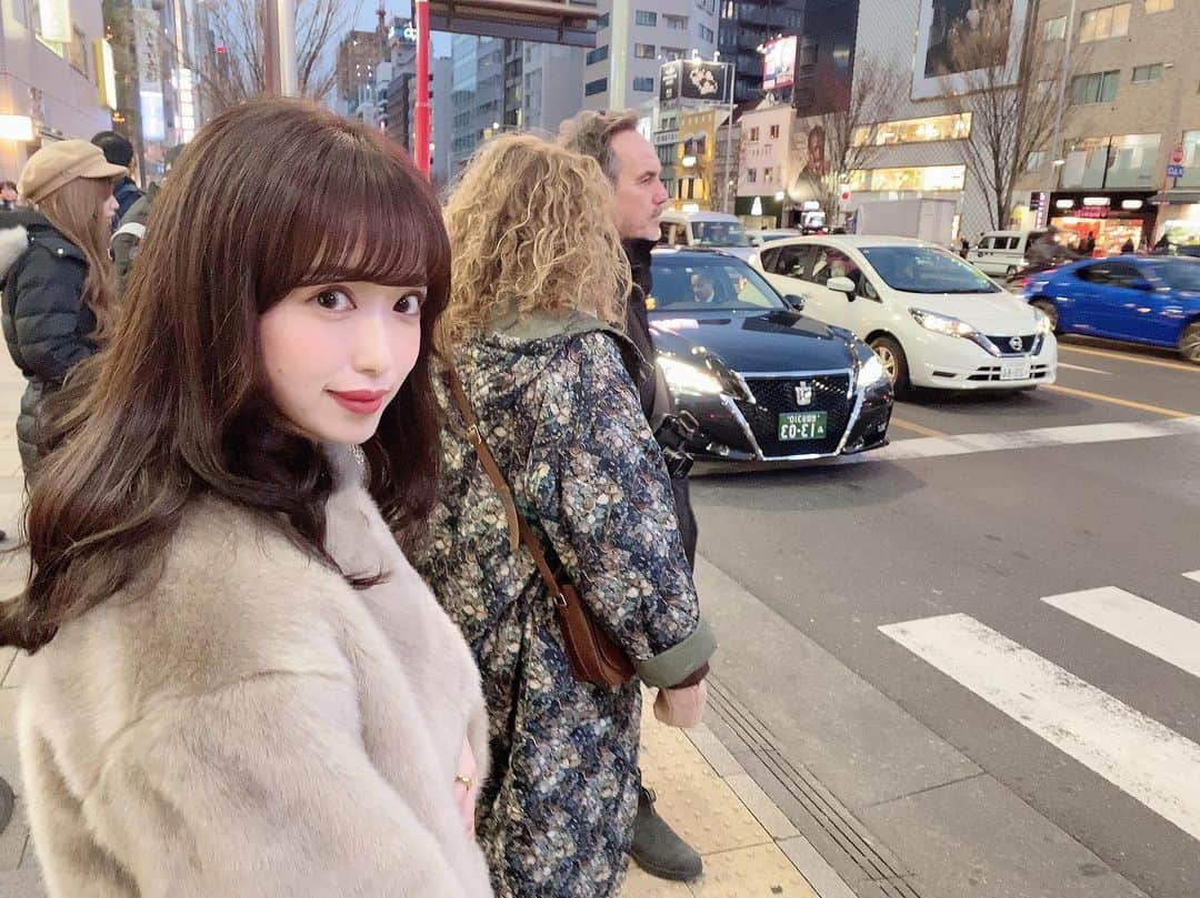 mami 宝島社さんのインスタグラム写真 - (mami 宝島社Instagram)「2020年明けましておめでとうございます。 今年もゆるく更新していきますので、 皆様よろしくお願い致します🥰🎍🌅 #2020年　 #🐭 #元日 #今年もたくさん良いことあるといいな　♡」1月1日 15時22分 - mm.920k