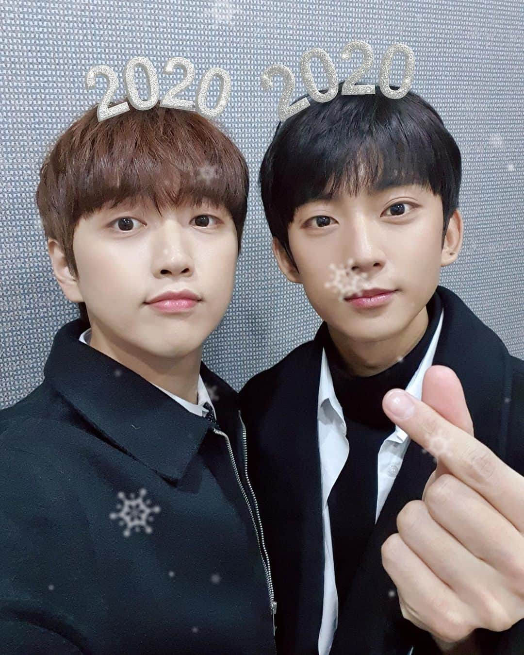 B1A4さんのインスタグラム写真 - (B1A4Instagram)「B1A4 ❤️ BANA ⠀ #새해복많이받으세요 #HappyNewYear ❣️ ⠀ #B1A4 #산들 #공찬 #SANDEUL #GONGCHAN」1月1日 16時11分 - b1a4ganatanatda