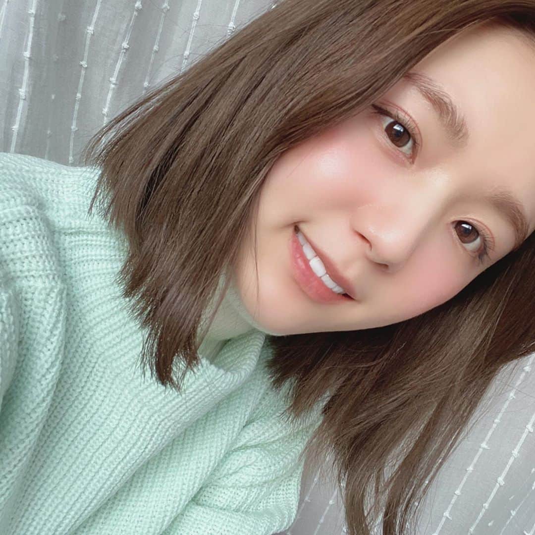 のインスタグラム：「🎍🎉💓 ㅤㅤㅤㅤㅤㅤㅤㅤㅤㅤㅤㅤㅤ 新年あけましておめでとうございます❤️ 今年1年間もみんなの為になる色々を 一緒に共有していけるように常にアンテナ張って、 感性豊かにして頑張っていきたいです！ ㅤㅤㅤㅤㅤㅤㅤㅤㅤㅤㅤㅤㅤ 2020年もよろしくお願いします🥰 ㅤㅤㅤㅤㅤㅤㅤㅤㅤㅤㅤㅤㅤ #newyear #2020 #새해복많이받으세요 #新年」