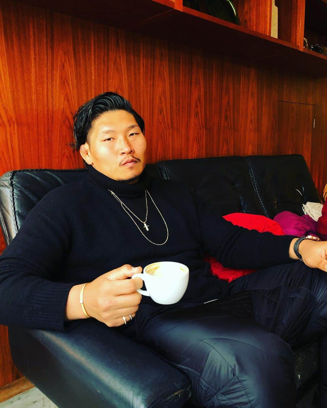 稲垣啓太のインスタグラム：「あけましておめでとう御座います。 今年も宜しくお願い致します。」