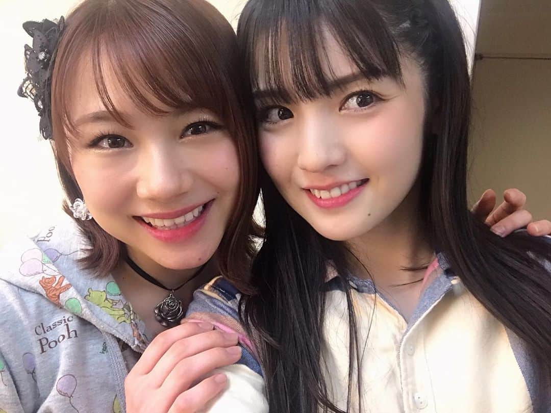 道重さゆみさんのインスタグラム写真 - (道重さゆみInstagram)「工藤遥ちゃん🧡 石田亜佑美ちゃん💙 道重さゆみちゃん💗 久しぶりにいっぱい話せて懐かしくて楽しい時間でした✨」1月1日 17時22分 - sayumimichishige0713