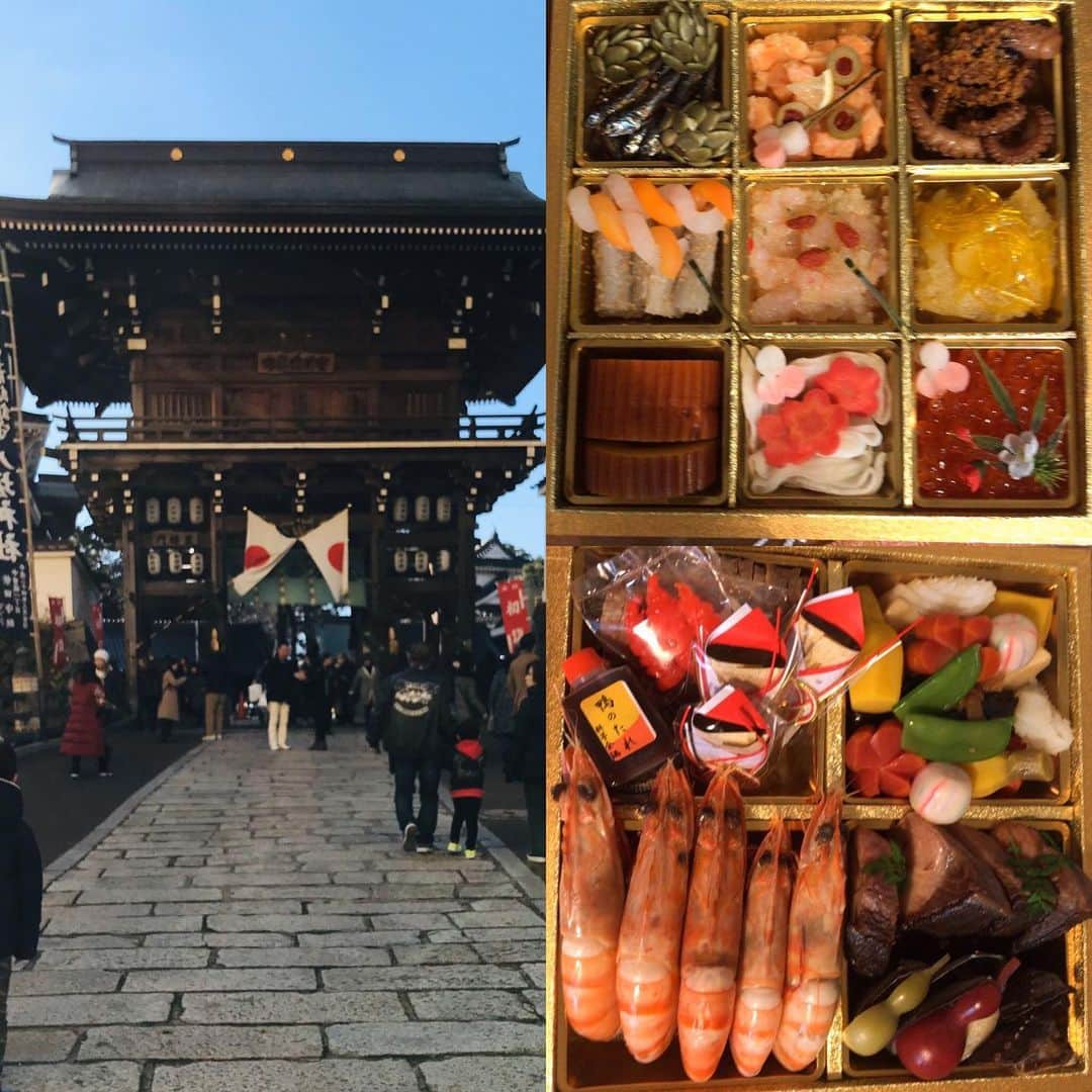 Hikari Noguchi 野口 光さんのインスタグラム写真 - (Hikari Noguchi 野口 光Instagram)「あけましておめでとうございます🎍 定番の料亭金鍋のおせちをいただいております。 皆さまにとって素晴らしい年でありますように。 今年もよろしくお願いします。 #おせち料理 #謹賀新年 #料亭金鍋 #料亭おせち」1月1日 17時36分 - hikari_noguchi