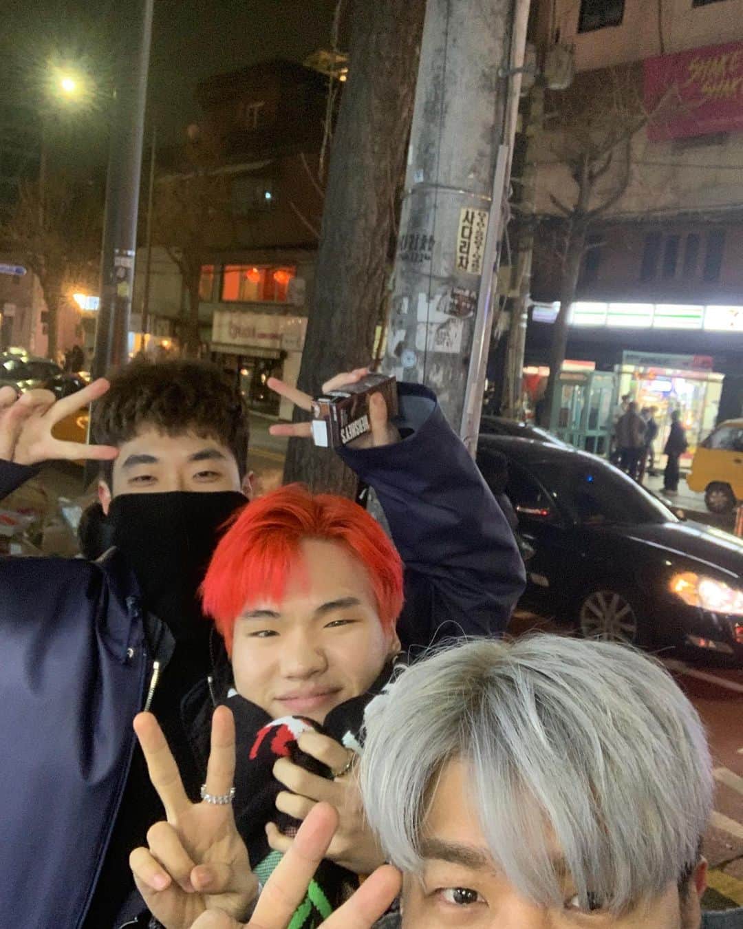 キム・スンミンのインスタグラム：「V #새해복많이받으세요❤️」