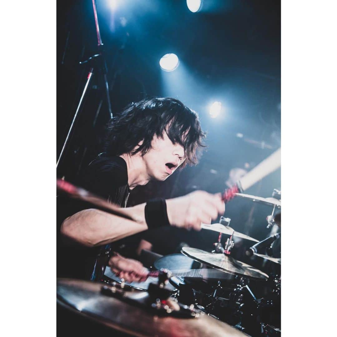 Nothing’s Carved In Stoneさんのインスタグラム写真 - (Nothing’s Carved In StoneInstagram)「【LIVE PHOTO】﻿ ‪“LIVE DI:GA JUDGEMENT 2019”‬﻿ ‪12月31日(火)渋谷CLUB QUATTRO‬﻿ ﻿ Photo by @nekoze_photo﻿ ﻿ ‪いよいよ来週から"By Your Side Tour 2019-20"ワンマンシリーズがスタートします。‬﻿ ﻿ ・1月9日(木)Zepp Tokyo﻿ ・1月11日(土)Zepp Fukuoka﻿ ・1月13日(月祝)仙台Rensa﻿ ・1月17日(金)Zepp Nagoya﻿ ・1月18日(土)Zepp Osaka Bayside﻿ ※チケット 4,200円(一般発売中)﻿ ﻿ 各地にてお待ちしております！﻿ ﻿ #nothingscarvedinstone #ナッシングス #ncis #silversunrecords #digajudgement」1月1日 18時00分 - nothingscarvedinstone