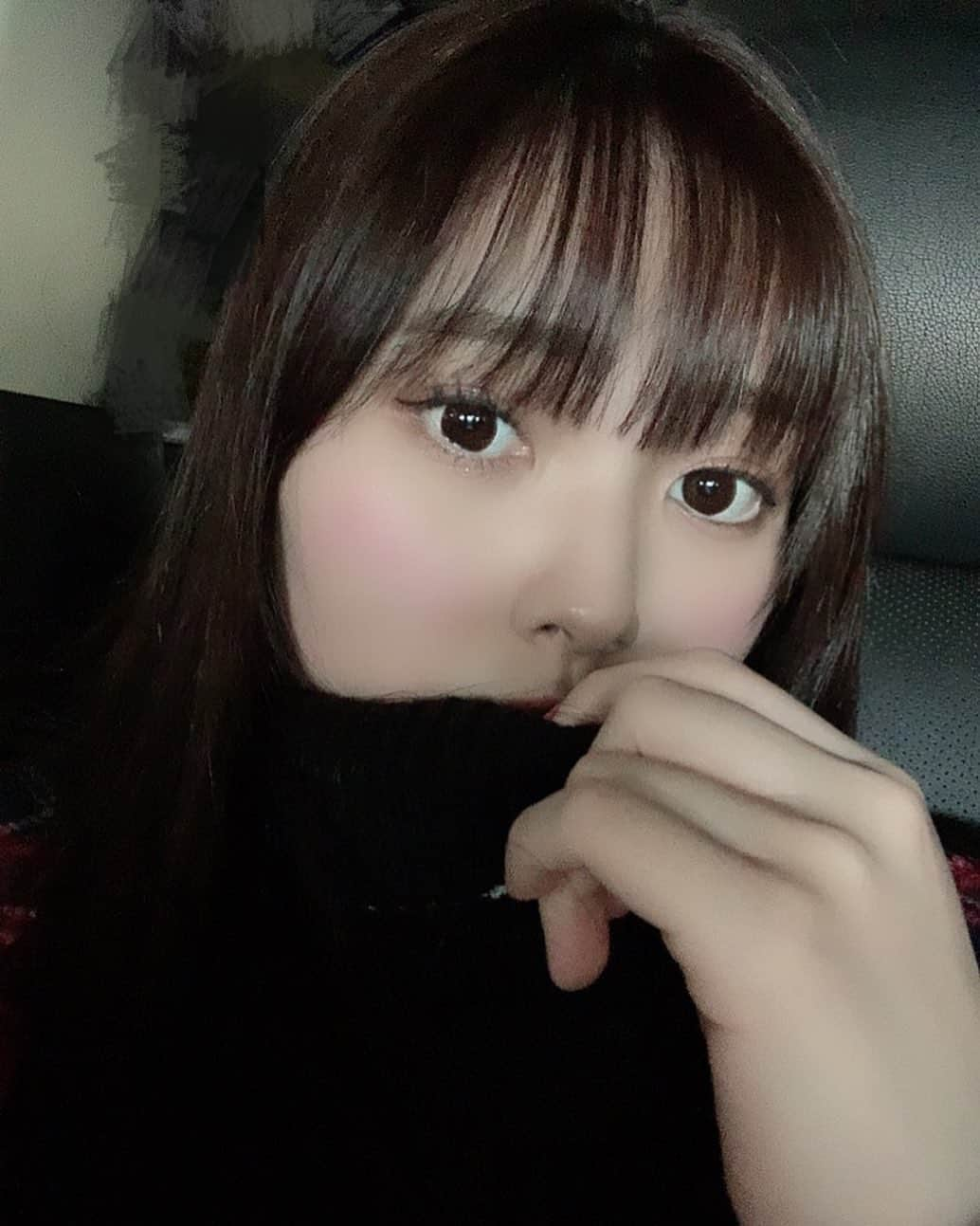 山内祐奈さんのインスタグラム写真 - (山内祐奈Instagram)「. あけまして おめでとうございます.❤︎ 2019年はありがとうございました。  2020年もよろしくお願いします✩︎⡱ 今年も私らしくインスタ投稿していくね☺︎ #happynewyear  #2020年初投稿 #2020年初自撮り」1月1日 18時16分 - yuna_hkt48