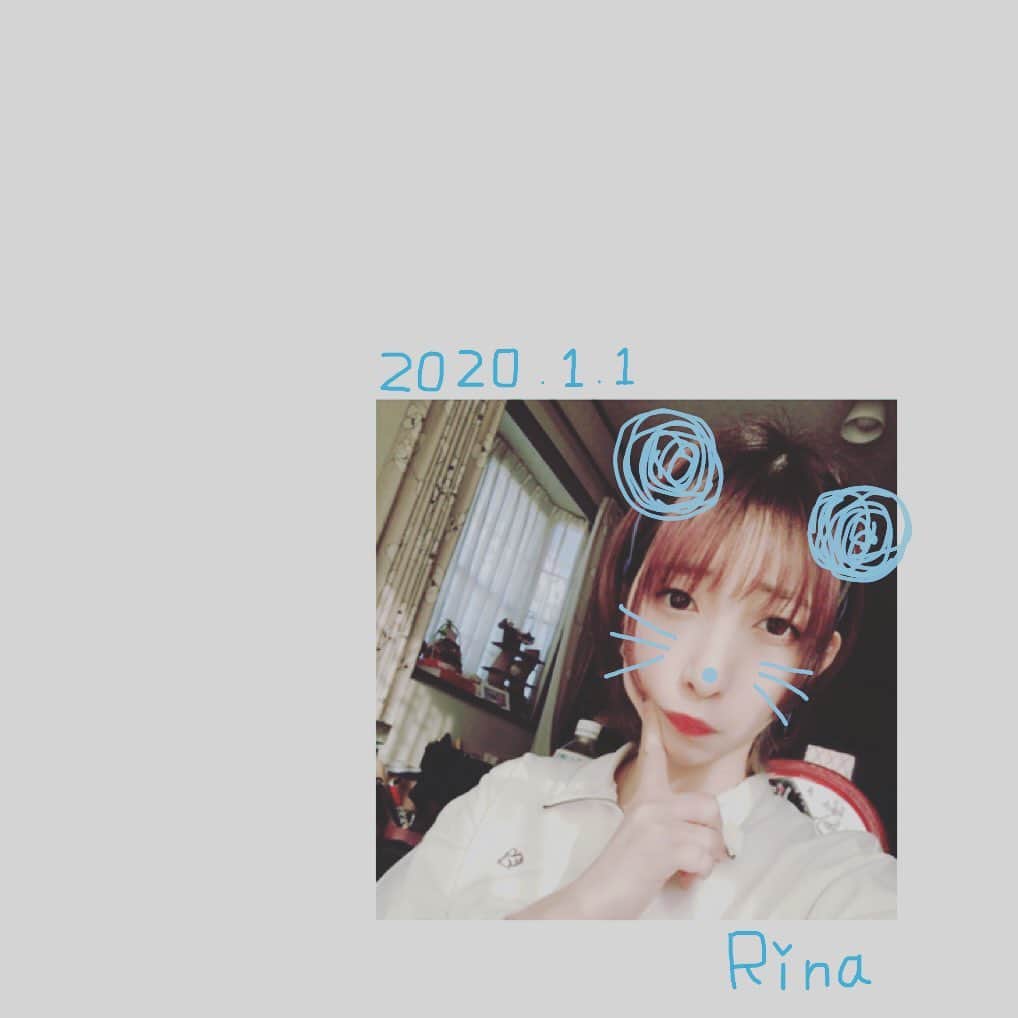 佐藤梨菜のインスタグラム：「あけました、子年🎍🐁 #FEAM #idol #お正月 #happynewyear #今年もよろしくお願いいたします #2020  #좋아요 #좋아요환영 #팔로우미」