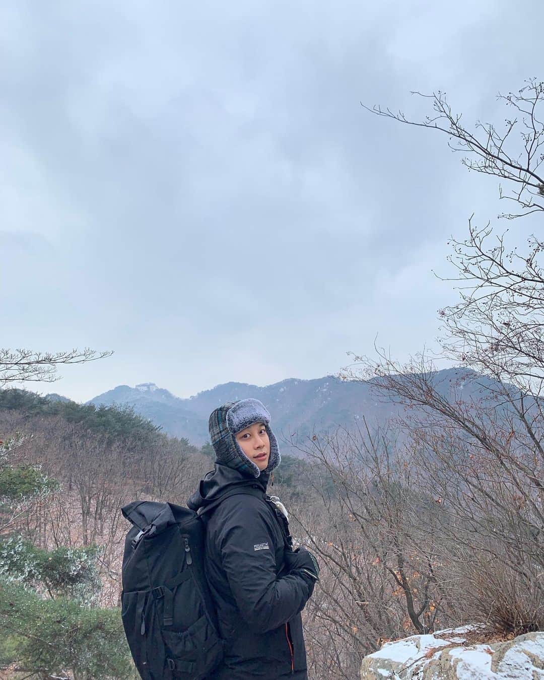 チャンジェ さんのインスタグラム写真 - (チャンジェ Instagram)「goodbye~20대🔚 hi~30🔛🤗 Happy new year #2020」1月1日 19時18分 - chang_jae_lee