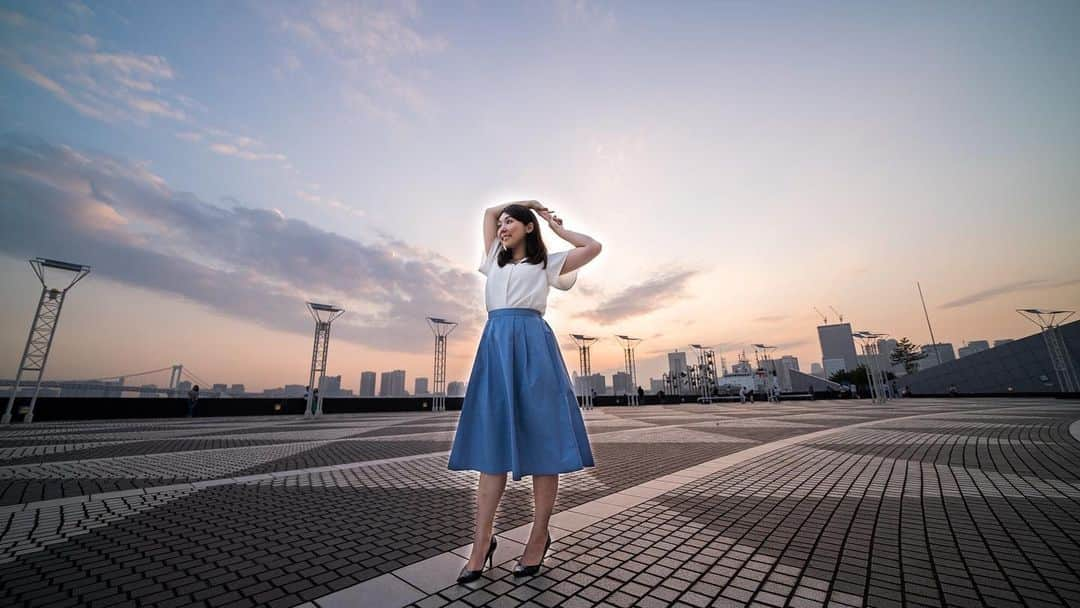 akariのインスタグラム：「夕日を背景に撮影✨  #ストックフォト #ポートレート #モデル #フリーモデル #フリーランスモデル‬ #ポートレートモデル #オタクモデル #被写体 #ロケ #撮影 #モデル希望 #被写体やります #モデルさんと繋がりたい #美容好きな人と繋がりたい #ファッション好きな人と繋がりたい #写真撮ってる人と繋がりたい #写真好きな人と繋がりたい #カメラマンさんと繋がりたい #オタク女子 #アニメ好きな人と繋がりたい #漫画好きな人と繋がりたい #ゲーム好きな人と繋がりたい #腐女子さんと繋がりたい」