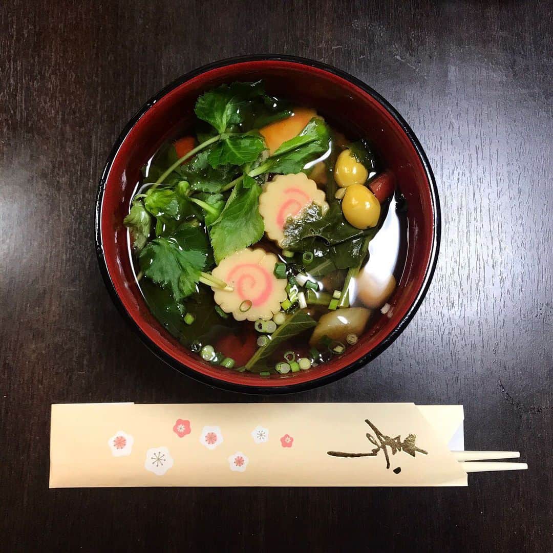 のインスタグラム：「今年のオレ雑煮。 #雑煮 #2020」