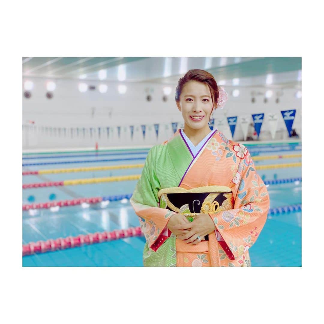 のインスタグラム：「. 明けましておめでとうございます🎍⛩✨ ． いよいよ2020年。 勝負の年、頑張ります！！！ ． 今年もよろしくお願い致します☺️✨ ． #2020 #イトマン東進 #ミズノ #ミズノスイム #あけおめ #ことよろ #サンスポ買ってね」