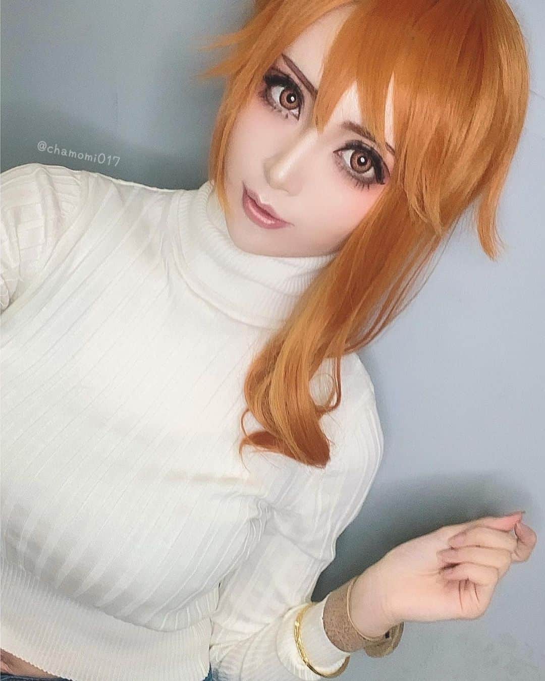 華密美琉さんのインスタグラム写真 - (華密美琉Instagram)「コミケ四日間ありがとうございました!! #comicmarket #comicmarket97  ツイートはこちら💁‍♀️ https://twitter.com/chamomi017/status/1212011939724840962?s=21 #コミケコスプレ #コミケ #コミケ97 #コミケ4日目  #コミックマーケット97  #コミックマーケット #C97 #c97コスプレ #onepiece  #nami #namicosplayer #namicosplay #ワンピース #ナミ #ナミコスプレ  寒い中ご参加お疲れ様です🌼🌼🌼 いろんな方にお会いできて嬉しいです!! また次のコミケで会いましょう🌼 2020年もよろしくお願いしますッ!! ブログを更新しました⬇︎ https://lineblog.me/chamiblog/archives/1986605.html」1月1日 21時37分 - chamomile_chami