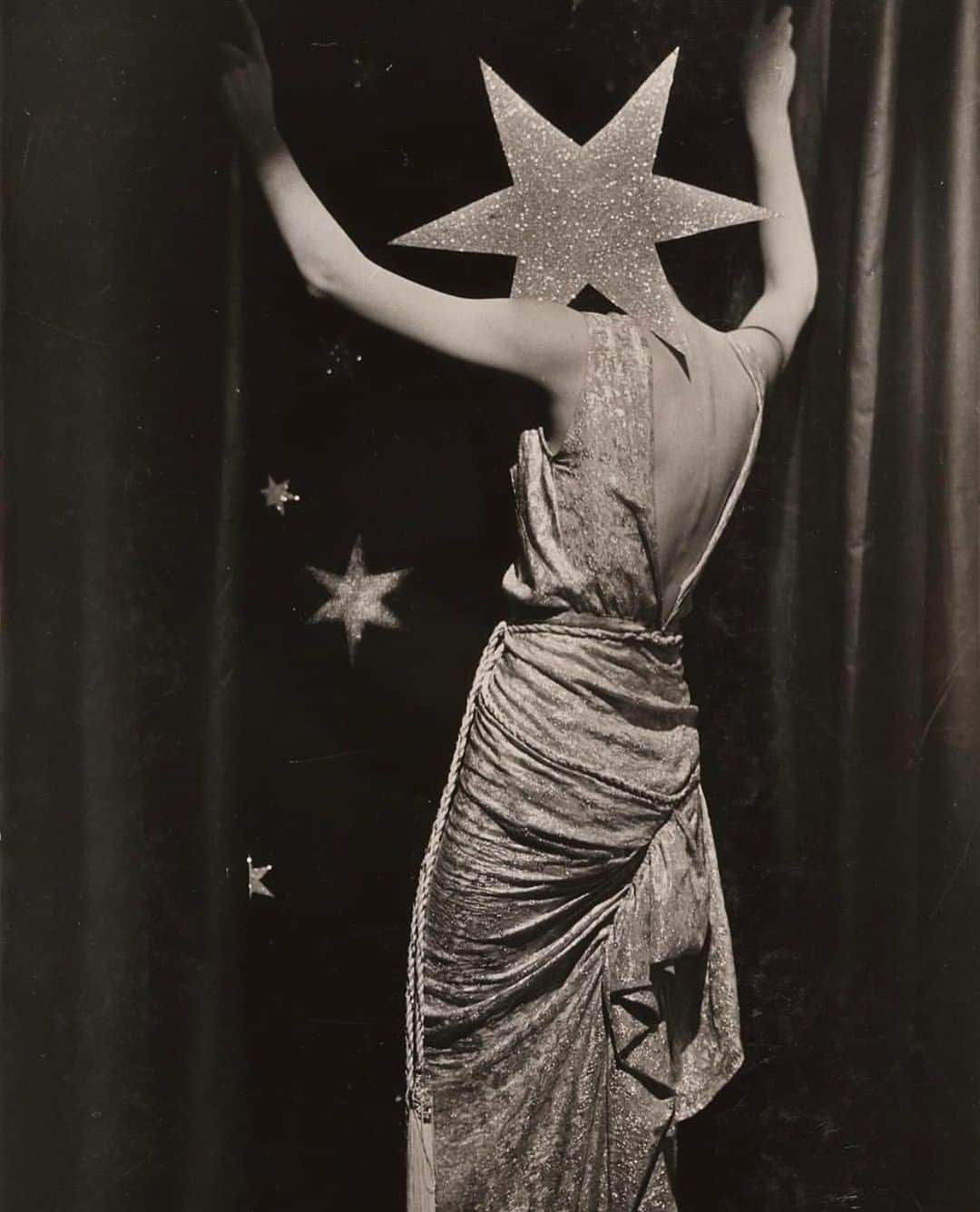 シャーロットオリンピアさんのインスタグラム写真 - (シャーロットオリンピアInstagram)「Dora Maar 💫」1月1日 21時49分 - charlotteolympia