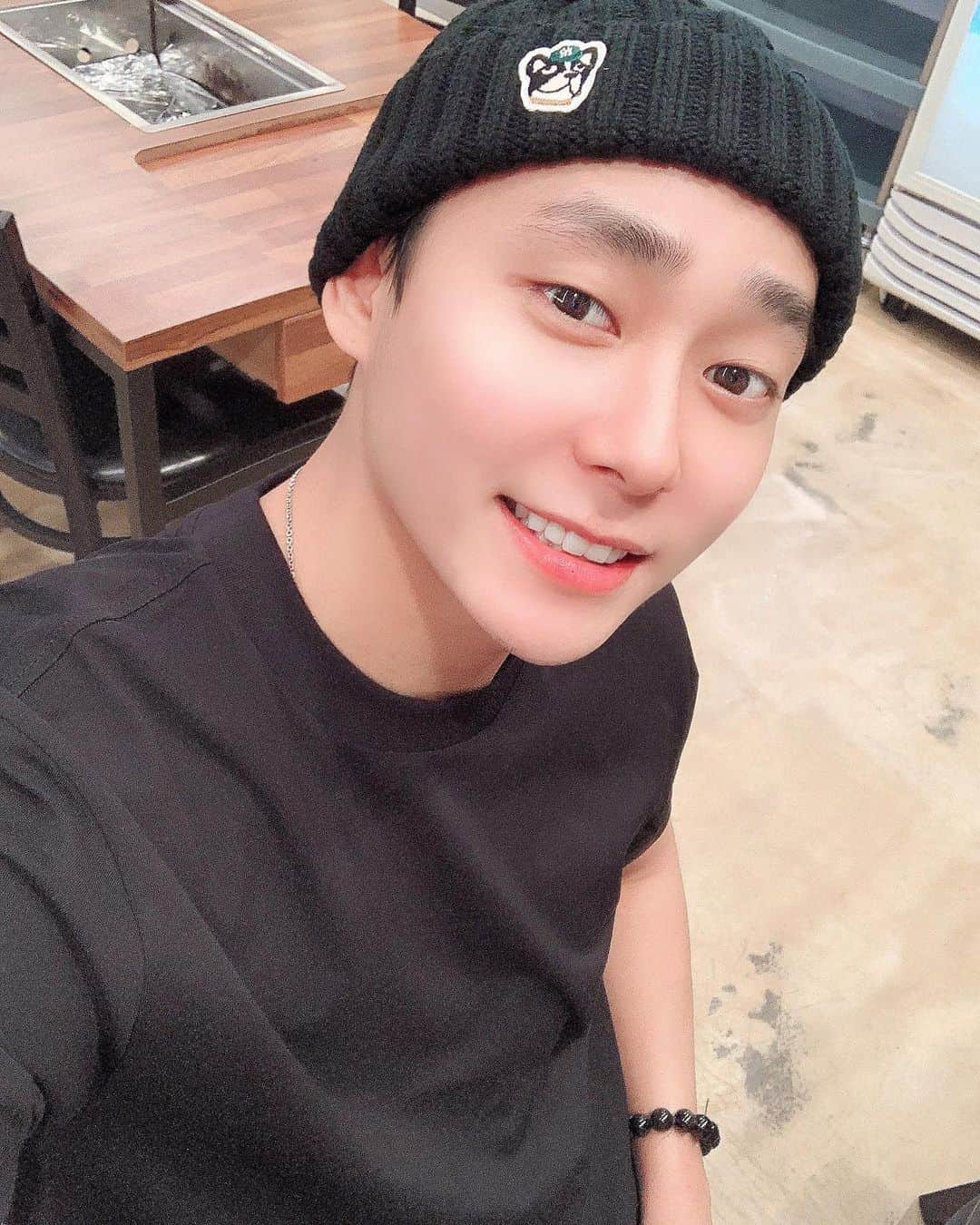 ソンジュのインスタグラム：「새해네요 ~! 다들 잘 지내구 있어요 ?」