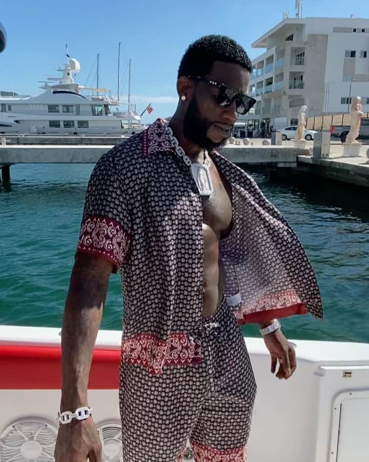 グッチ・メインのインスタグラム：「202O here I come !!!!!」