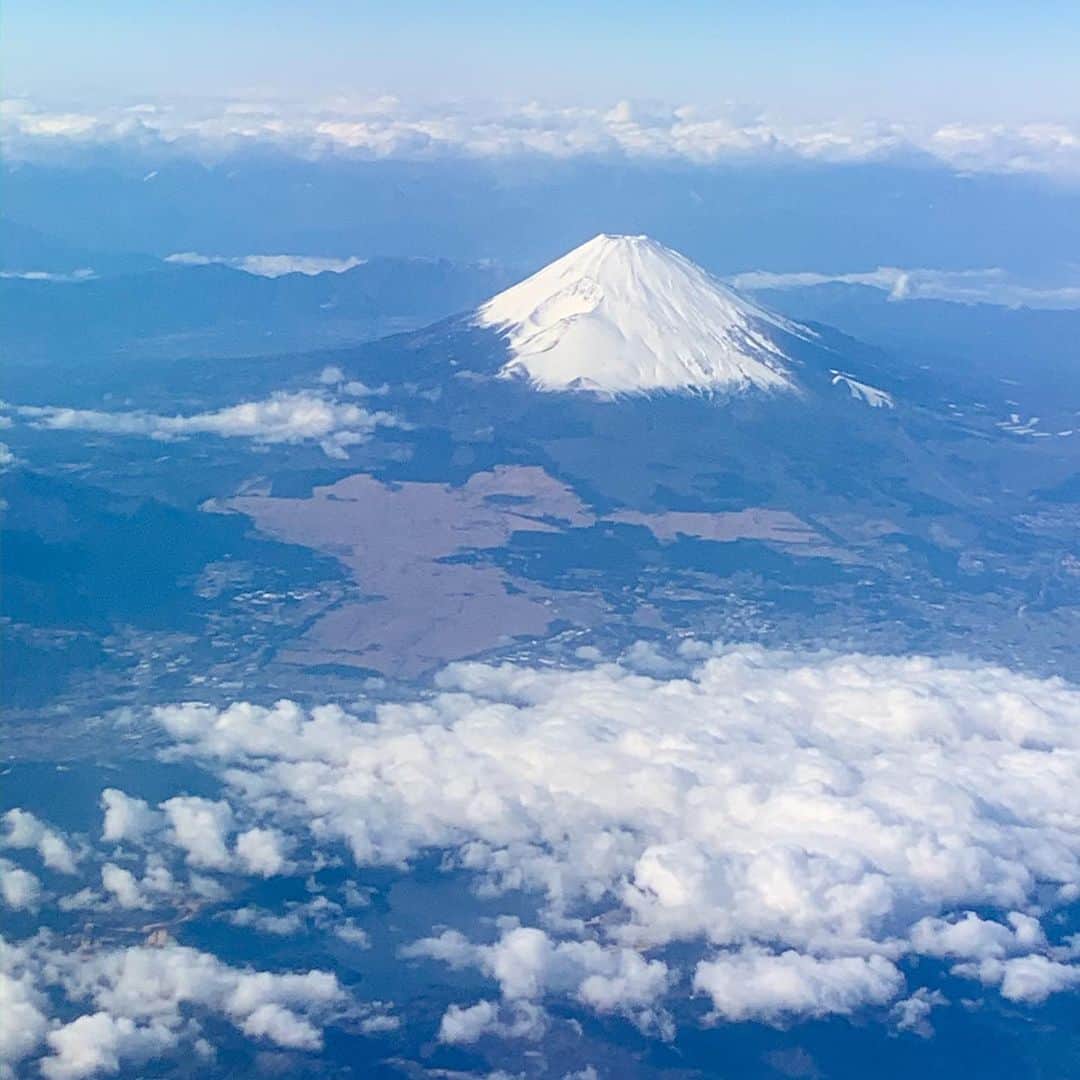 のインスタグラム：「あけましておめでとうございます」