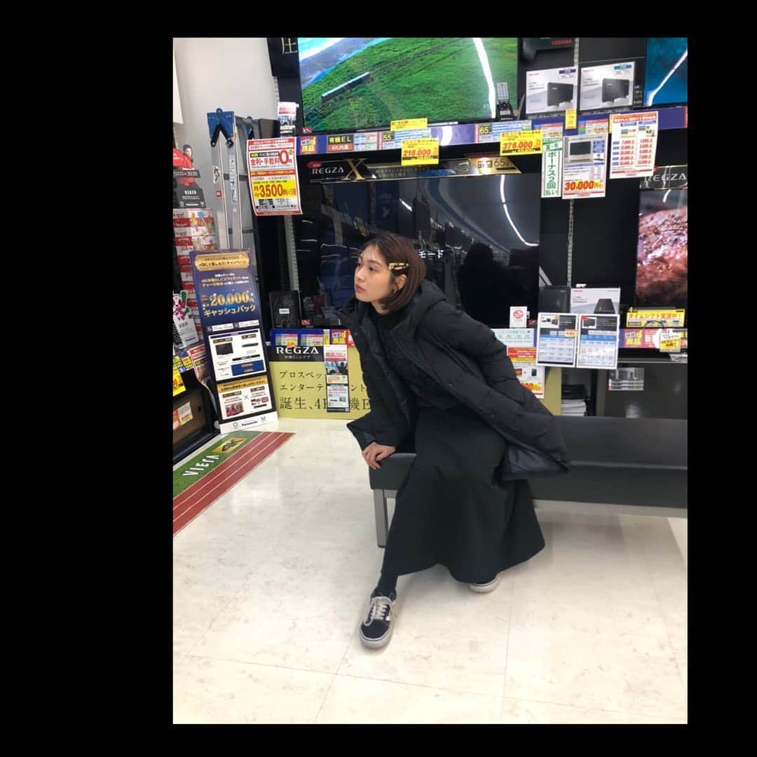 脇春のインスタグラム：「明けましておめでとうございます🙇‍♀️ 2020年も宜しくお願い致します。 皆様どうお過ごしですか？ 私は実家でのんびり過ごしております。 #とぅえんてぃーとぅえんてぃー」