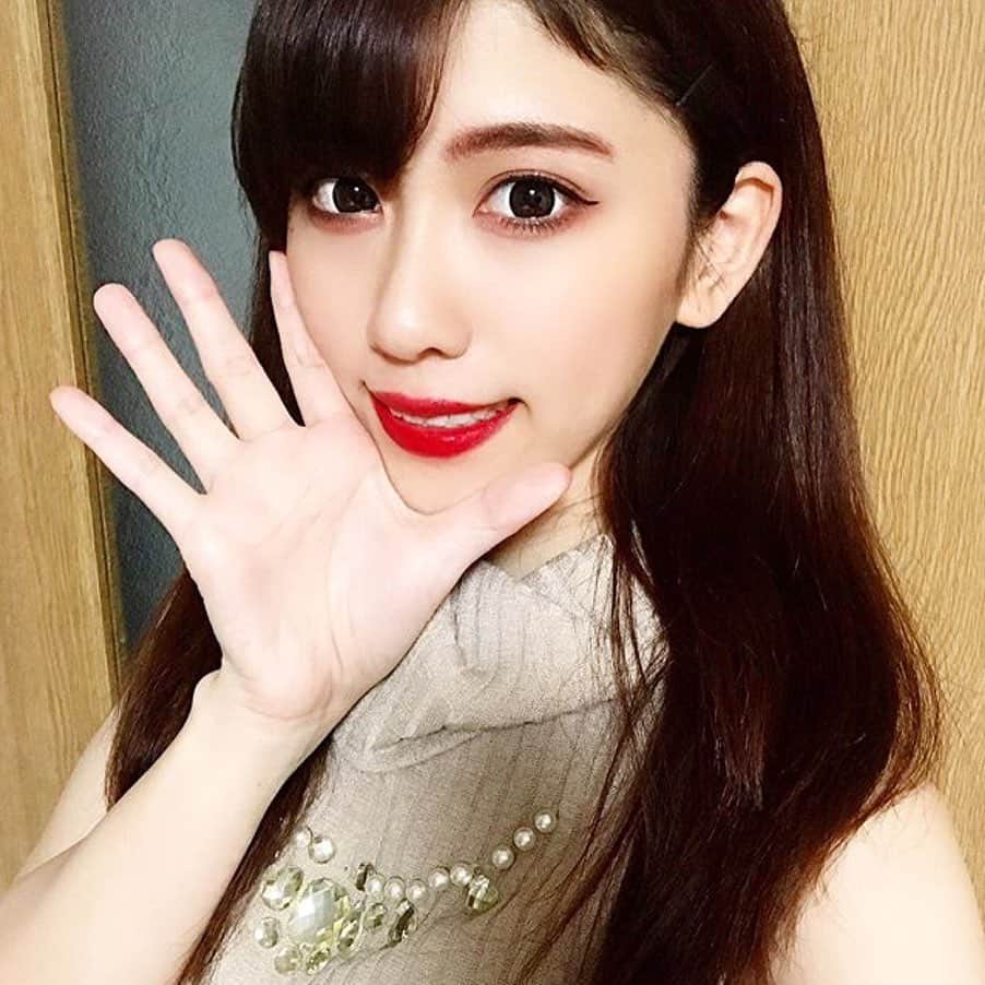 神出鬼没の【キャバ図鑑】のグルメインスタ