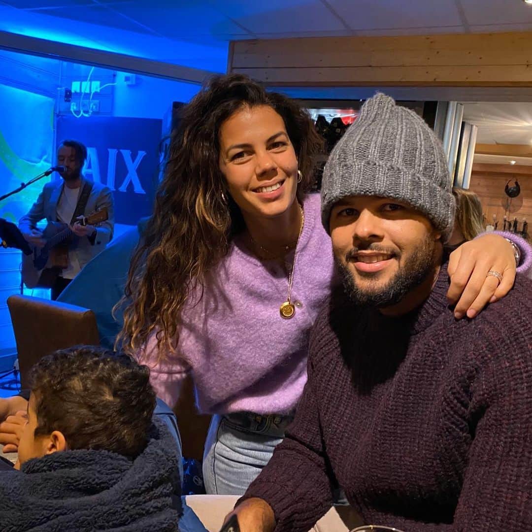 ジョー＝ウィルフリード・ツォンガのインスタグラム：「Les Tsonga vous souhaitent une bonne année ! ✨✨✨ #TsongaTeam #Family」