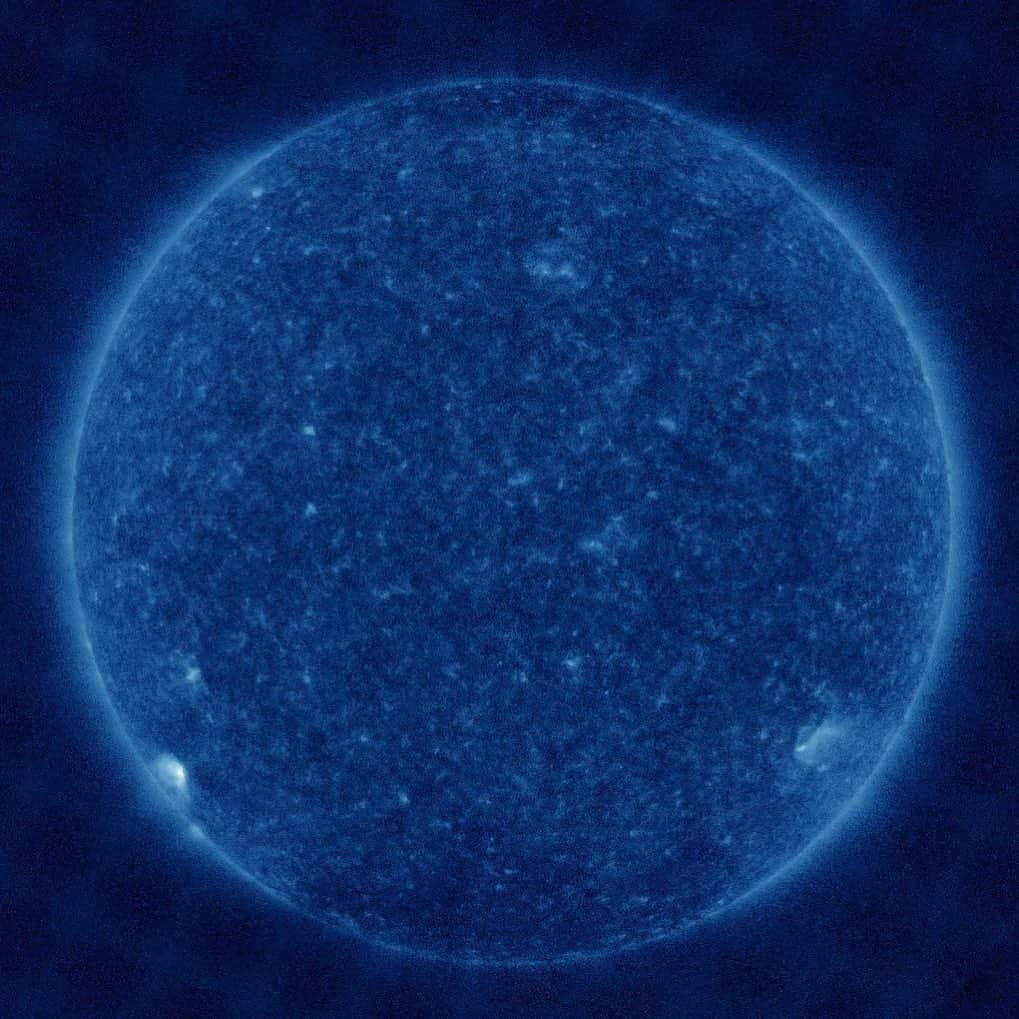 NASAさんのインスタグラム写真 - (NASAInstagram)「“New year. New me.” — the Sun ⁣ 🎊🌎☀️📅🥳🌅 ⁣ The very star we use to mark time and our place in the universe is itself constantly in flux. Our Solar Dynamics Observatory satellite helps us understand the causes of solar variability and its impacts on Earth. By measuring how the Sun's magnetic field is generated and structured, we can study how it affects our lives and technology. ⁣⁣⁣ ⁣ Swipe ⬅️ to see solar images captured today in different wavelengths that scientists can use to paint a full picture of our constantly changing Sun.⁣ ⁣ Image Credit: NASA⁣ ⁣ #nasa #sunshine #newyearsday #newyear #newyearnewme  #space」1月2日 3時38分 - nasa