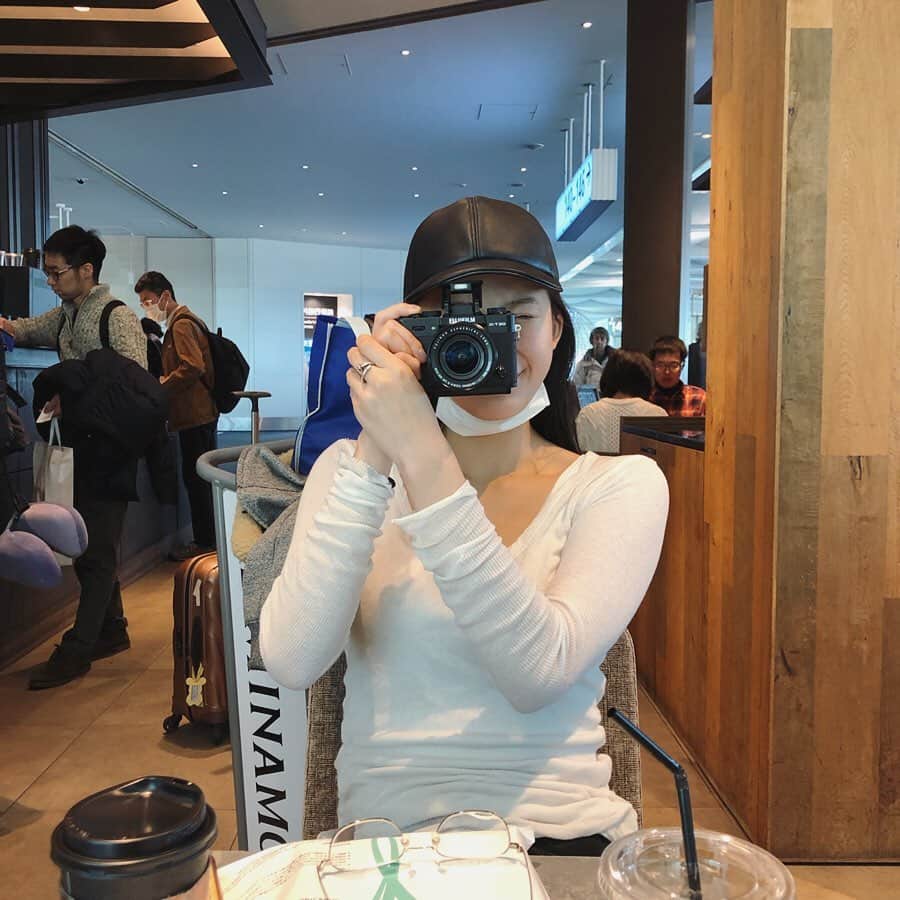 小倉優香さんのインスタグラム写真 - (小倉優香Instagram)「お正月旅行✈️ 最近カメラデビューしたので たくさん撮ってきます  #旅行 #眠すぎる  #カメラ  #小倉優香」1月2日 9時15分 - ogurayuka_official