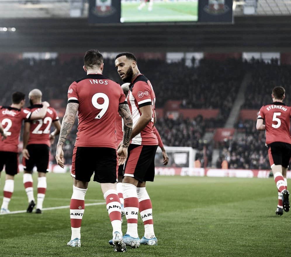 ライアン・バートランドのインスタグラム：「Great win today. Happy new year! #wemarchon」