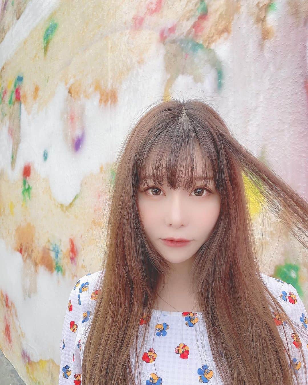 利咲のインスタグラム：「Happy new year 2020🎉﻿ ﻿ Thank you for all of your help last year.﻿ ﻿ I hope all your wishes come true this year.﻿ ﻿ What’s your New Year’s resolution？﻿ ﻿ 2020あけましておめでとうございます🎊﻿ 去年はお世話になりました✨﻿ 今年も素晴らしい年となりますように…﻿ 新年の抱負はありますか？﻿ ﻿ ﻿ #happynewyear #2020 #あけましておめでとう」