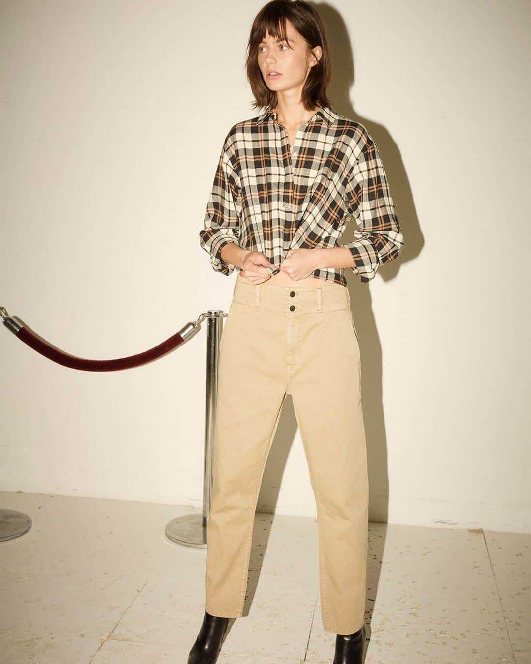 カレントエリオットのインスタグラム：「new year, new neutrals / tap the link in our bio to shop new hues」