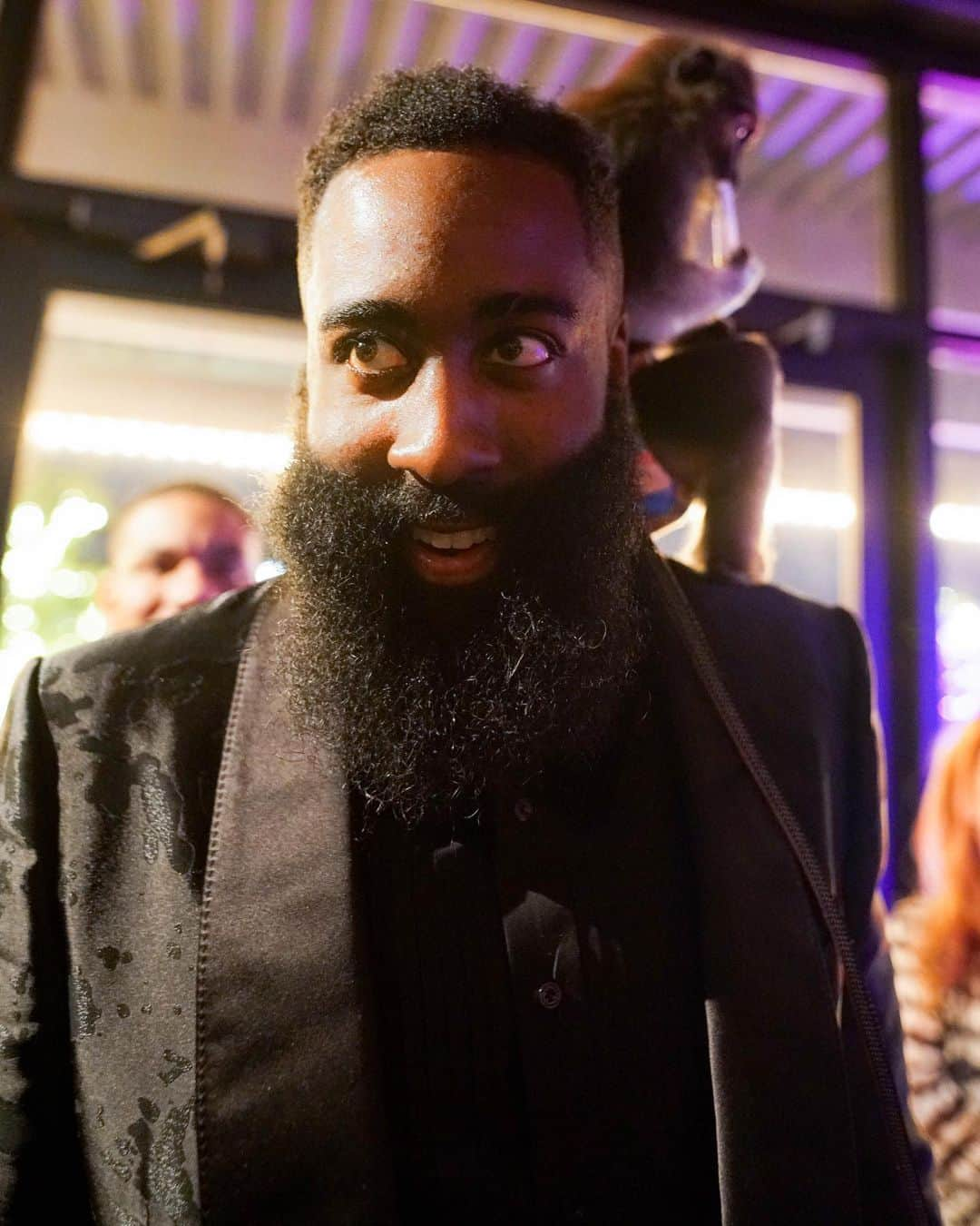 ジェームス・ハーデンさんのインスタグラム写真 - (ジェームス・ハーデンInstagram)「🎉 2020 VIBES...... HAPPY NEW YEAR !」1月2日 6時55分 - jharden13