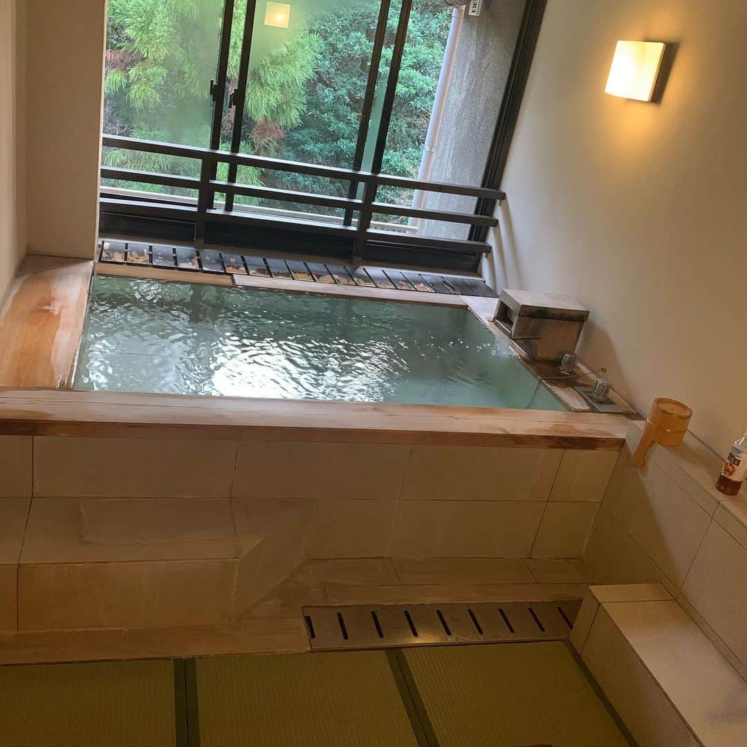 今村猛さんのインスタグラム写真 - (今村猛Instagram)「風呂はいろかね」1月2日 17時00分 - takeru_kapibara