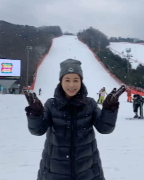 ソ・ヨンヒのインスタグラム：「새해복많이받으세요🙇🏼‍♀️」