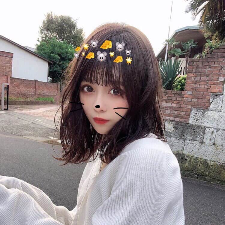 「SNOW」顔認識カメラアプリのインスタグラム